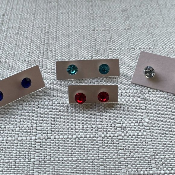 Women Stud Earrings Fashion Jewelry Blue Red Green Clear Tone Lot of 4 - Picture 9 of 11